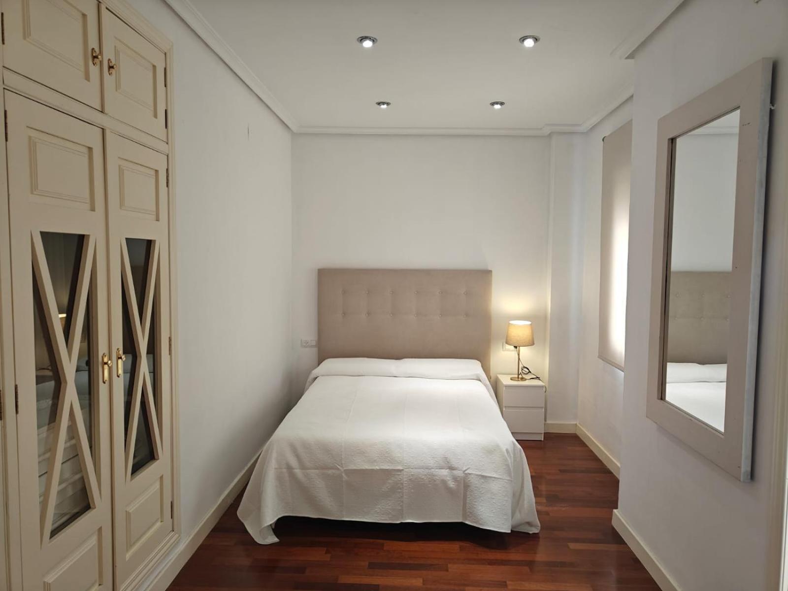 Gran Capitan Luxury Center Apartment- Parking Кордова Экстерьер фото