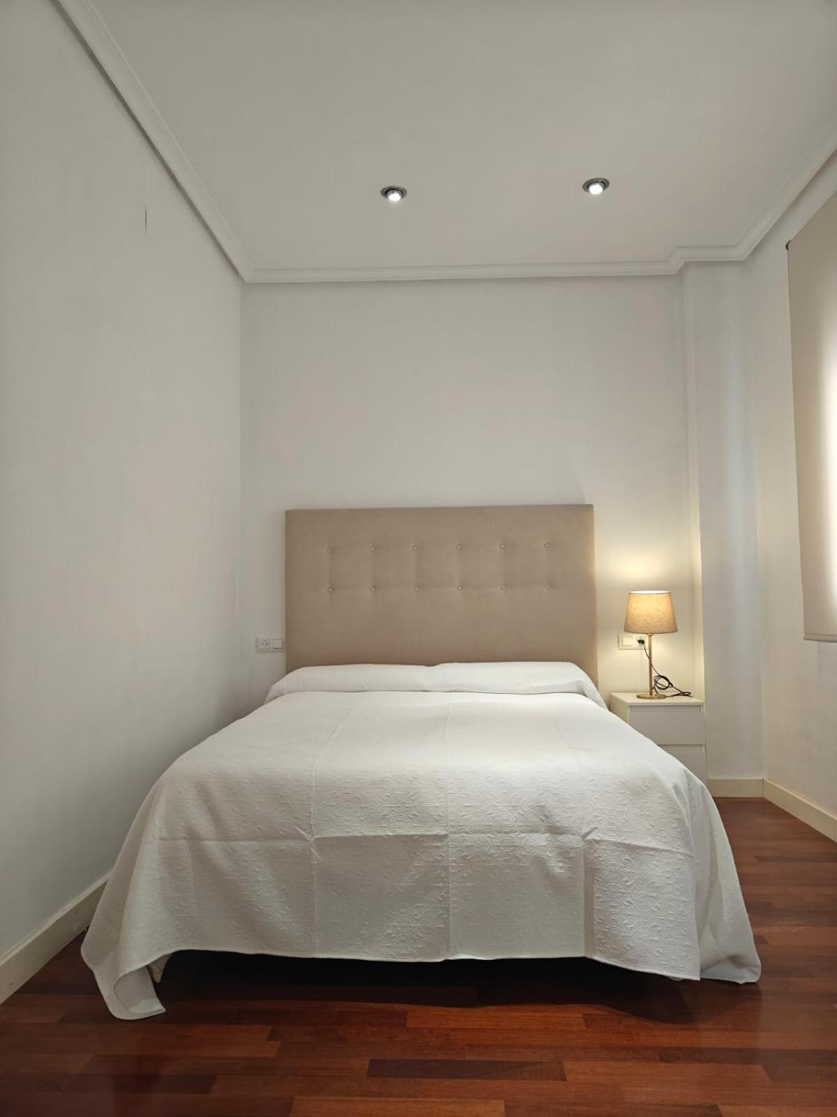 Gran Capitan Luxury Center Apartment- Parking Кордова Экстерьер фото